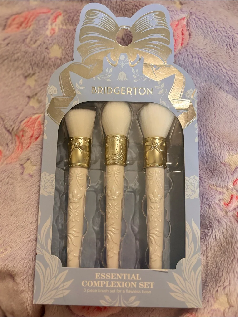 Bridgerton Moonlit Masquerade Bath Accessories Set - White & Gold